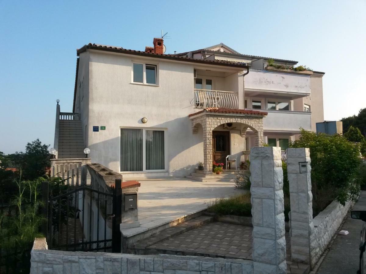 Apartments Mamic Πούλα Εξωτερικό φωτογραφία